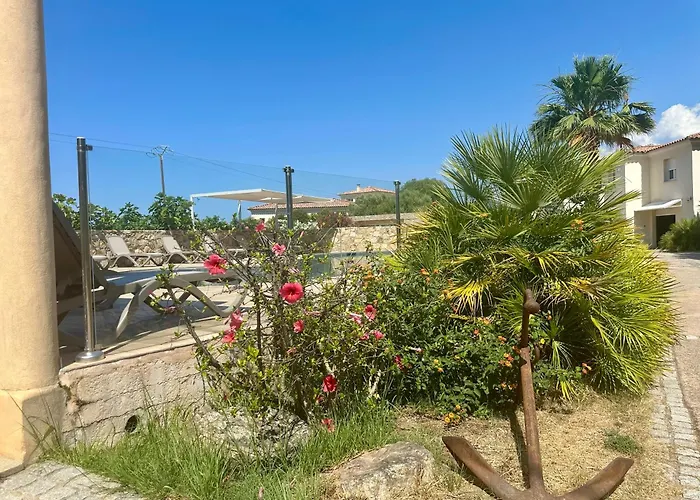 Vila Manureva Calvi (Corsica)