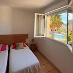 Vila Manureva *