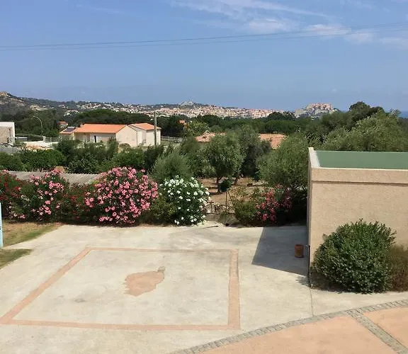 Manureva * Calvi (Corsica)